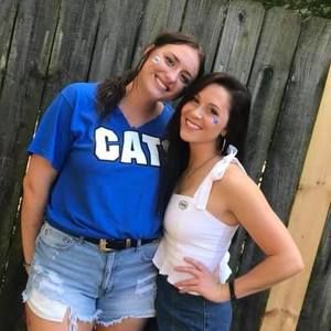 Meet your Posher, Brenna